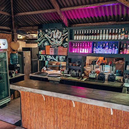 Shakabrah'S Beachfront Kubo Хенерал Луна Екстериор снимка